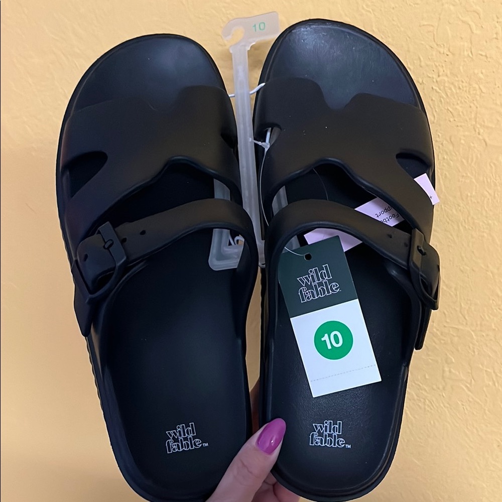 Wild Fable Black Slide Sandals